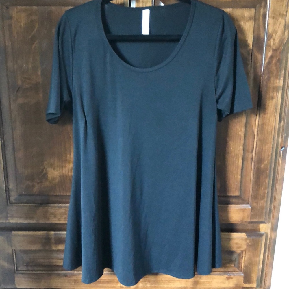 LuLaRoe Perfect T